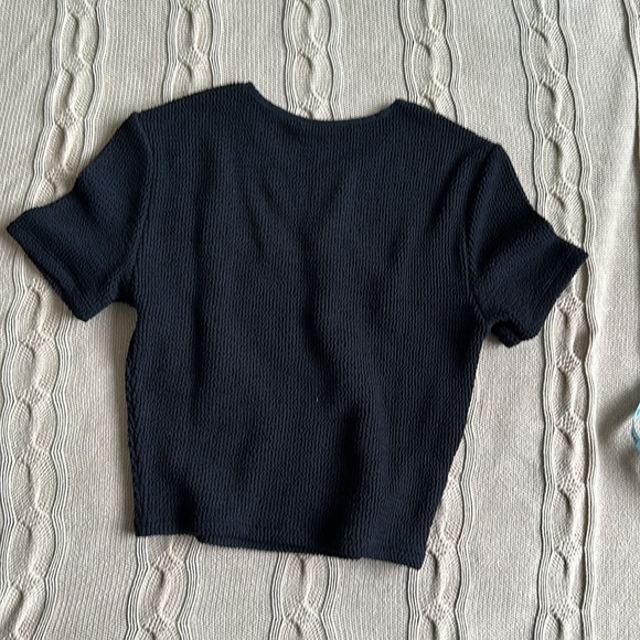 Zara crop top w/ front keyhole - Picture 2 of 5